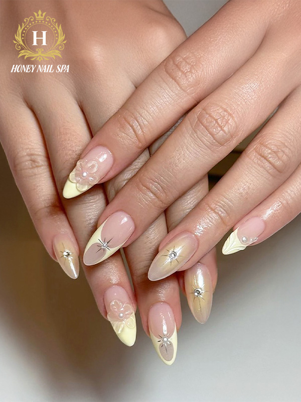 Honey Nail Spa